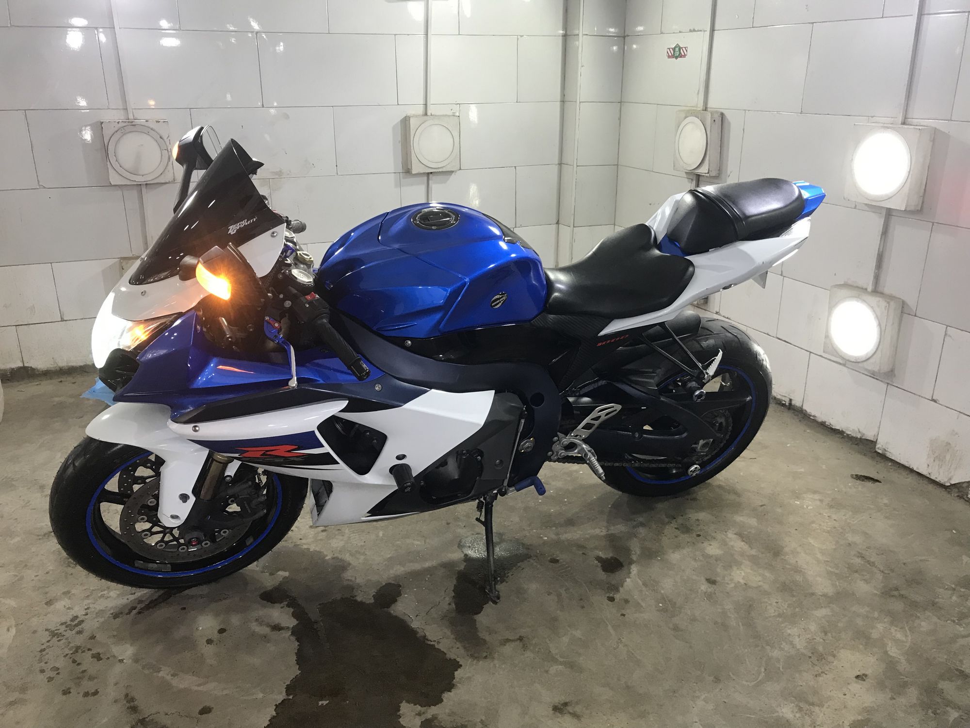 for sale - suzuki gxsr1000 (2011)