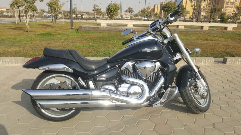 SUZUKI Boulevard m109r2